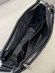 Plaid Oxford Messenger Bag - Professional Business Casual Horizontal Shoulder Bag with Large Capacity & Wear-Resistant Finish