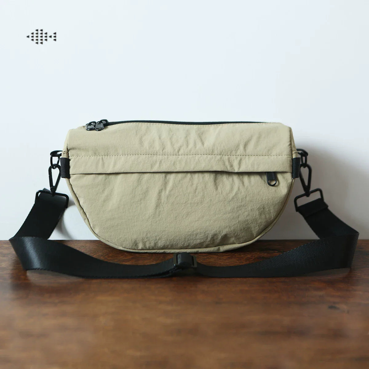 Waterproof Nylon Phone Sling Bag Japanese Streetwear Style Small Crossbody Shoulder Pouch for Men and Women Minimalist Urban Commuter Bag