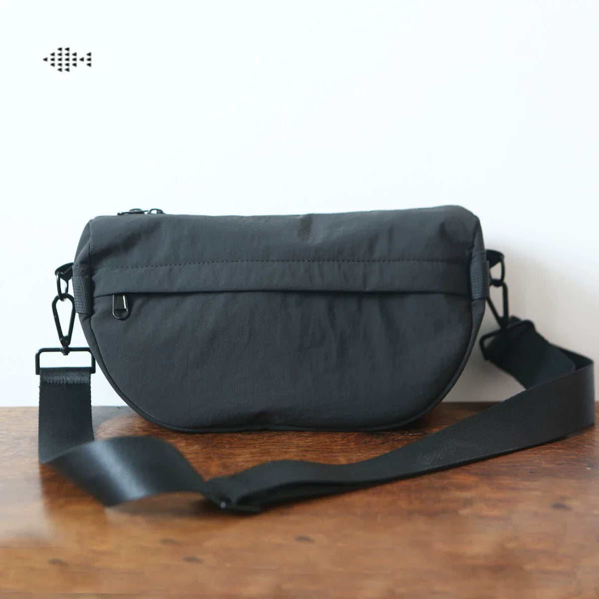 Waterproof Nylon Phone Sling Bag Japanese Streetwear Style Small Crossbody Shoulder Pouch for Men and Women Minimalist Urban Commuter Bag