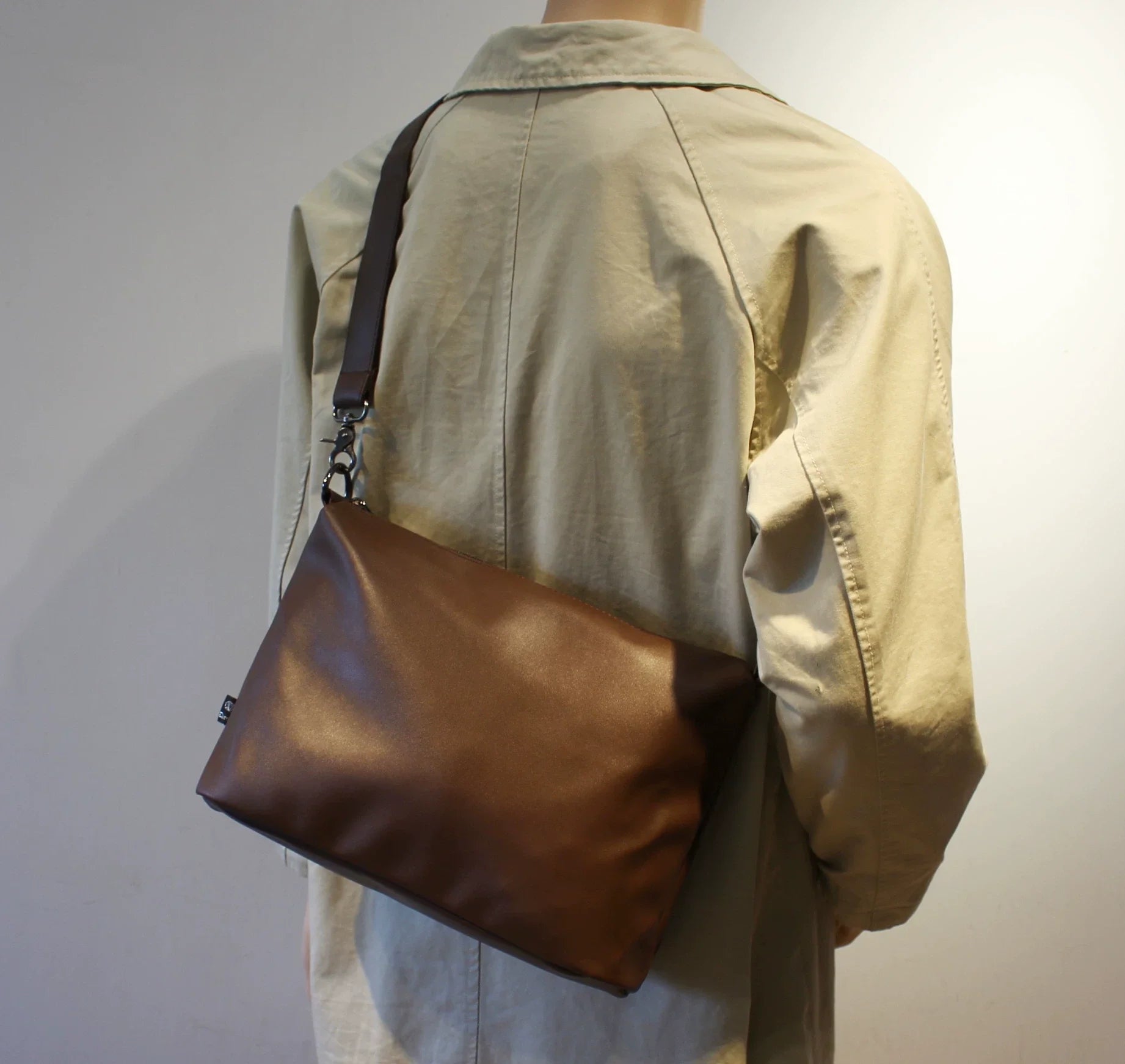 Soft Leather Messenger Bag - Large Capacity A4 Commuter Crossbody & Trendy Travel Shoulder Bag for Men