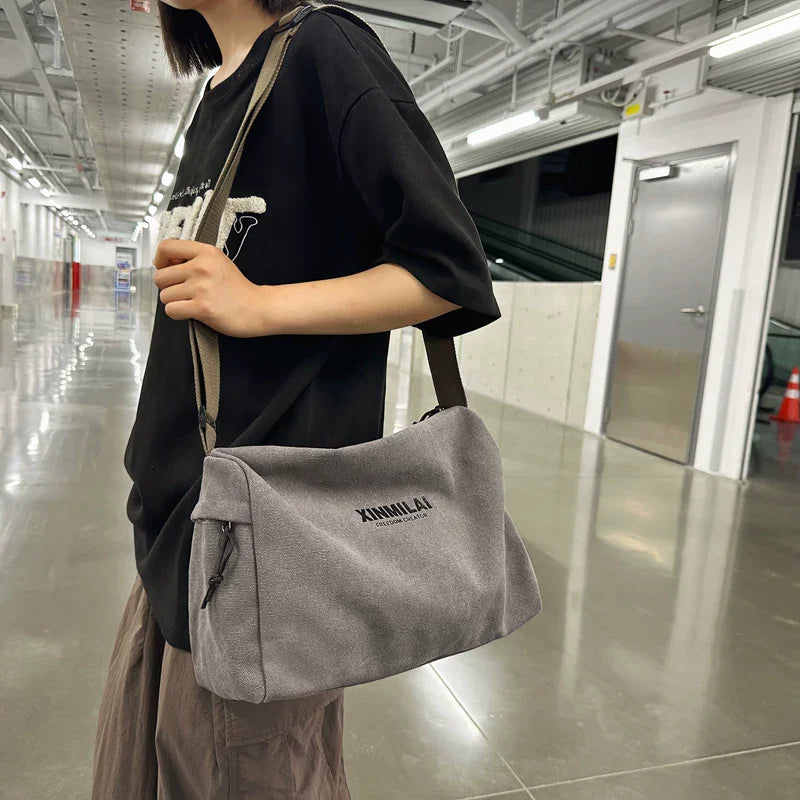 Vintage-Style Canvas Messenger Bag - Large Capacity Workwear Crossbody & Casual Commuter Shoulder Pack for Men