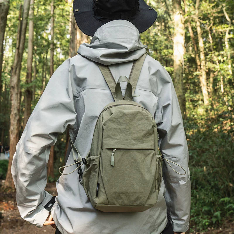Ultra-Lightweight Nylon Outdoor Sling - Multifunctional Men's & Women's Sports Chest Bag for Hiking & Mountaineering